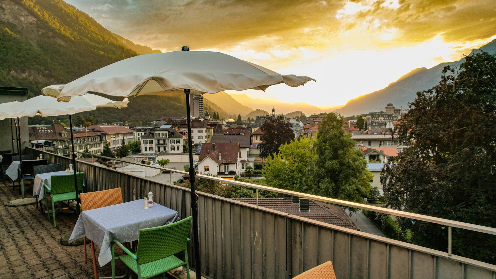 Hotel Merkur - West Station Interlaken Exteriér fotografie